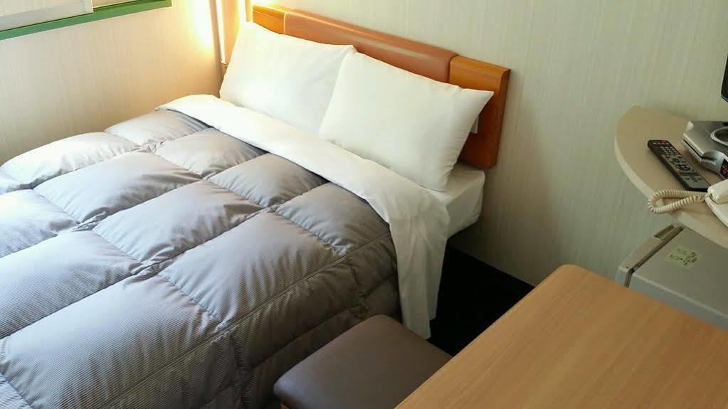 Washington R&B Hotel Kumagaya Ekimae Екстериор снимка